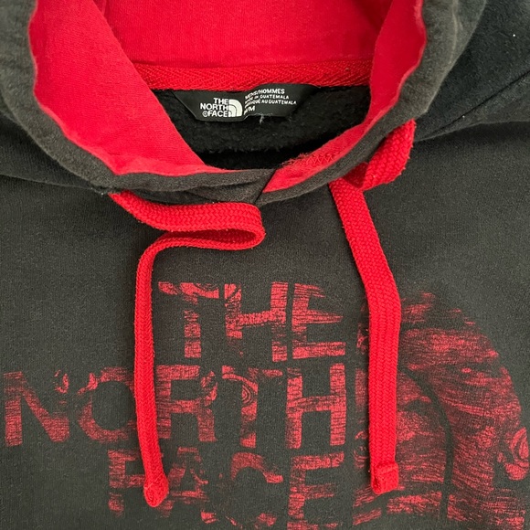 North Face Hoodie, Red-Wood logo - Picture 2 of 3